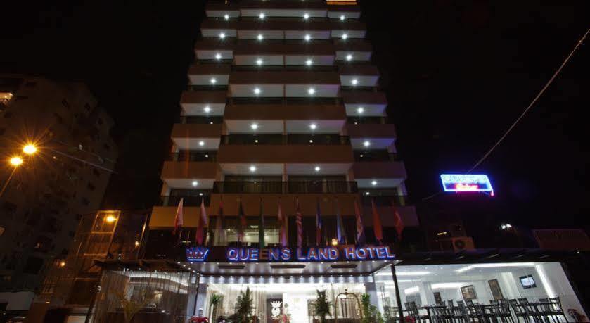 Queens Land Hotel Джуния Экстерьер фото